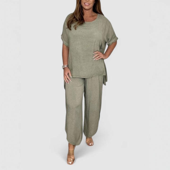 Isabella - Flowing Trousers Suit
