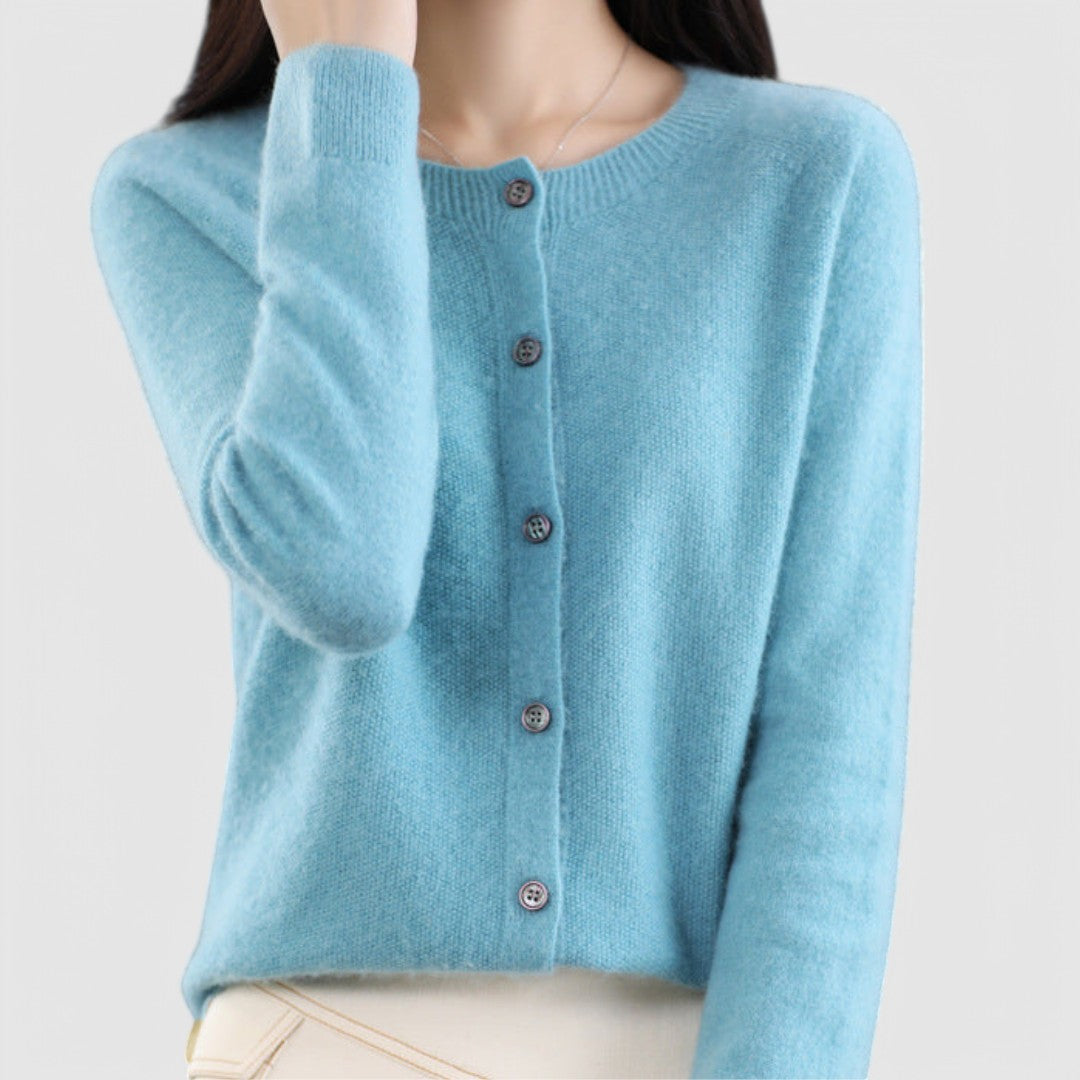 Catherine - Chic Cardigan