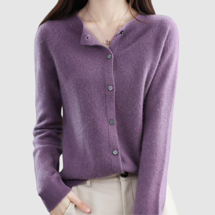 Catherine - Chic Cardigan