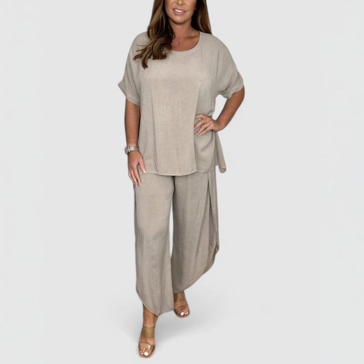 Isabella - Flowing Trousers Suit