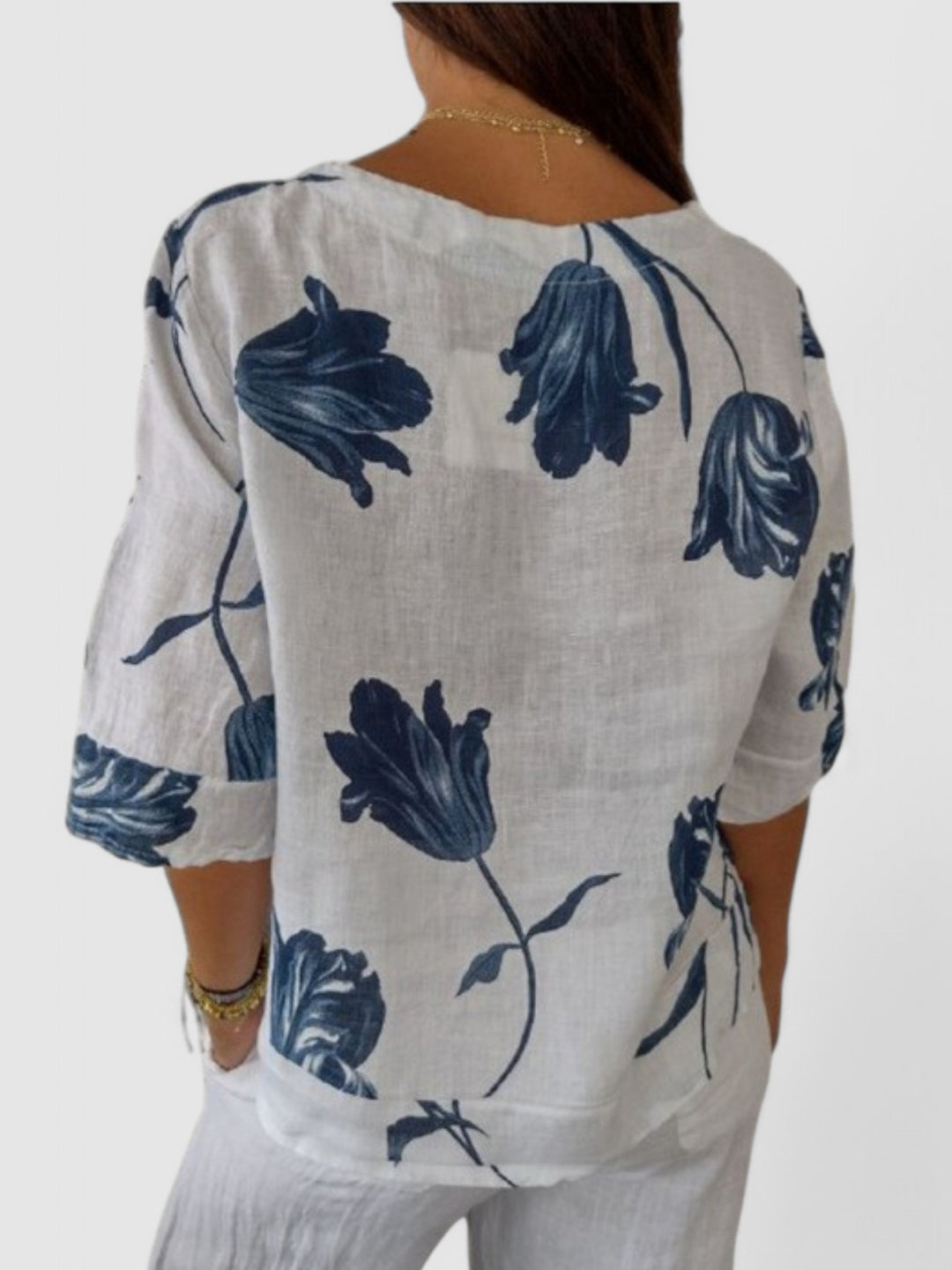 Catherine - Elegant Floral Blouse