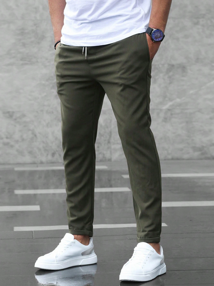 Collin - Cropped Drawstring Trousers