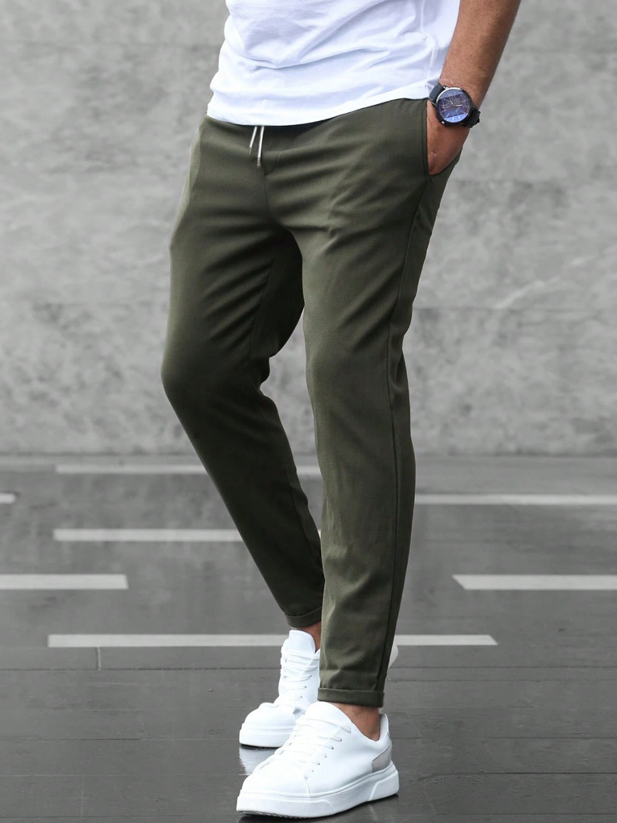 Collin - Cropped Drawstring Trousers
