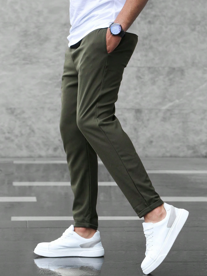Collin - Cropped Drawstring Trousers